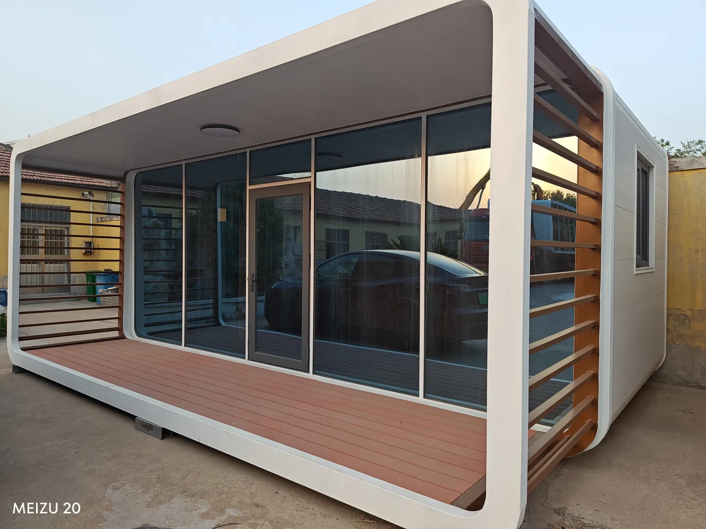 Apple Cabin foto 6 — mini casa modulare prefabbricata Doctor Haus